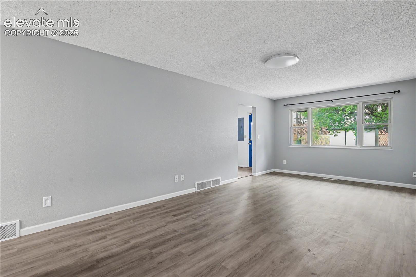 3303 Santa Rosa Street
