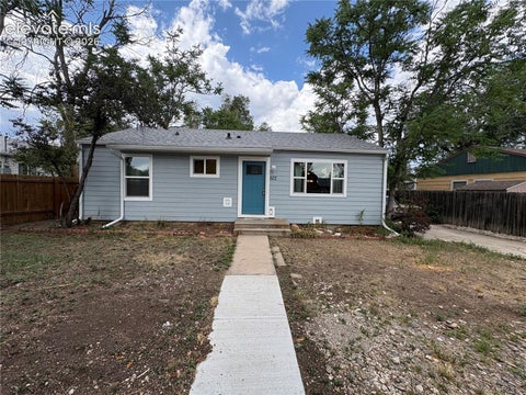 Photo of 622 E Saint Elmo Avenue, Colorado Springs, CO 80905 (MLS # 6921008)