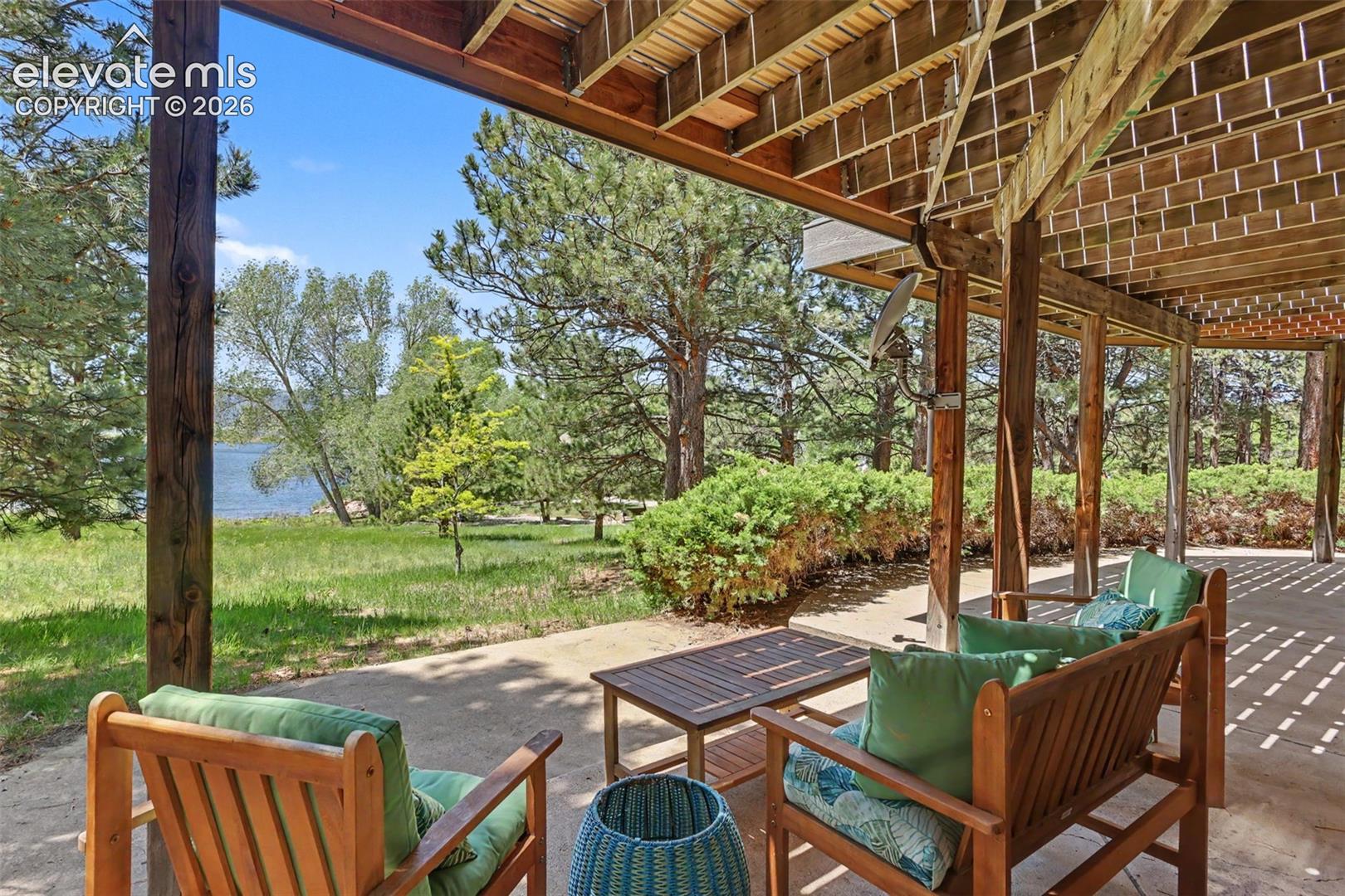18590 Lower Lake Road