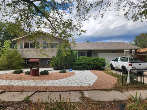 Photo of 1124 Royale Drive, Colorado Springs, CO 80910 (MLS # 3816567)