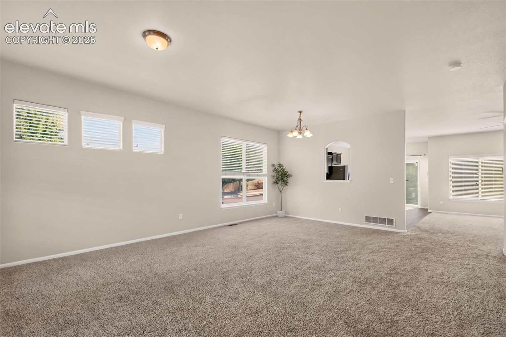 3412 Shrikes Tail Heights