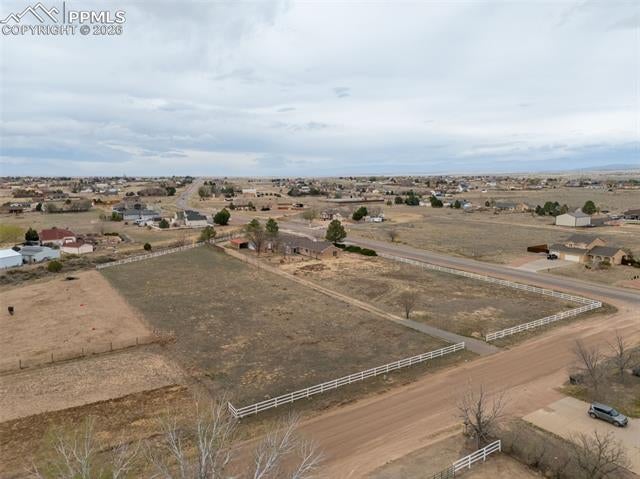 922 W McCulloch Boulevard