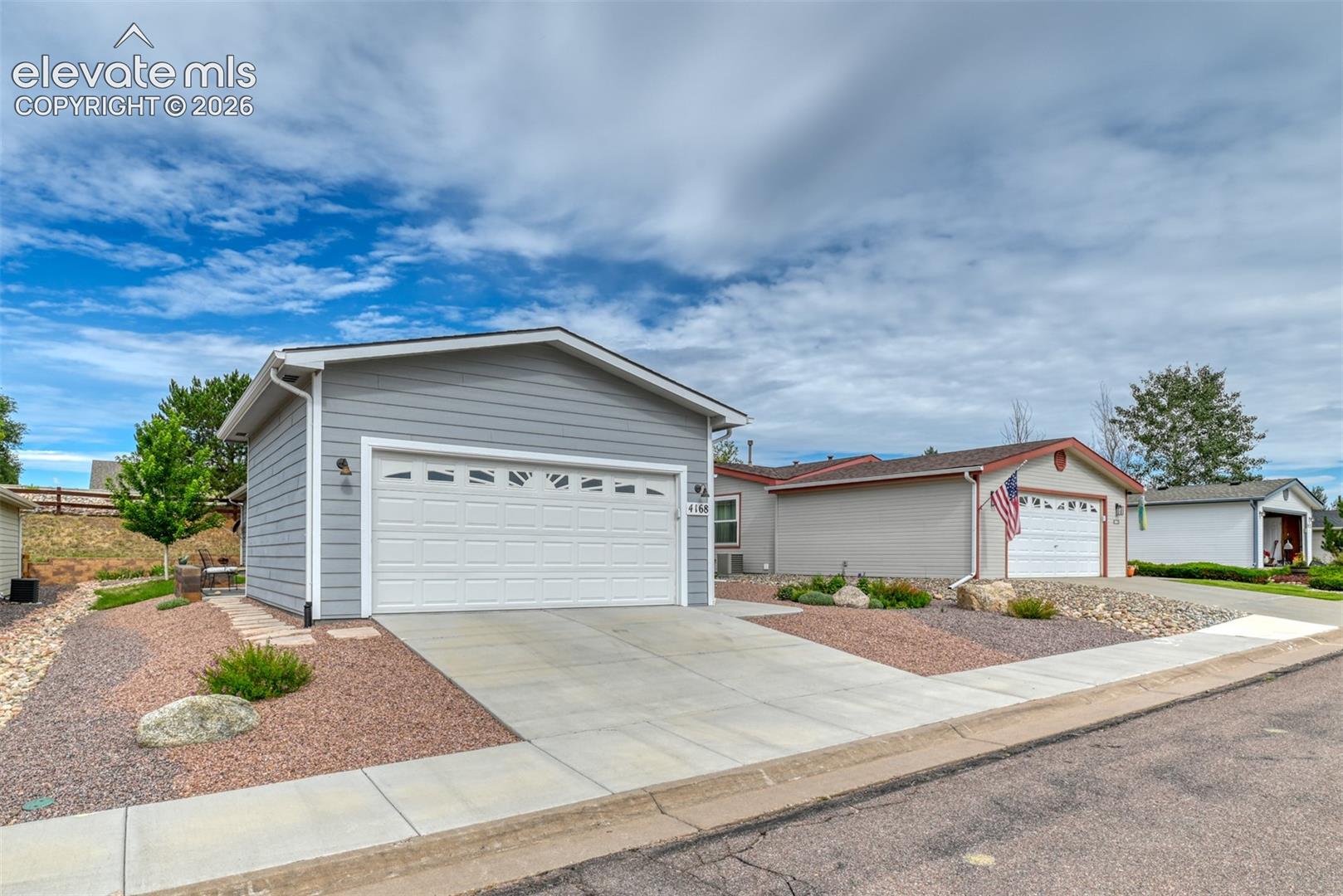 4168 Gray Fox Heights