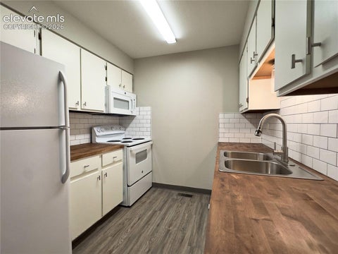 Tiny photo for 380 Paradise Circle #A8, Woodland Park, CO 80863 (MLS # 2684240)