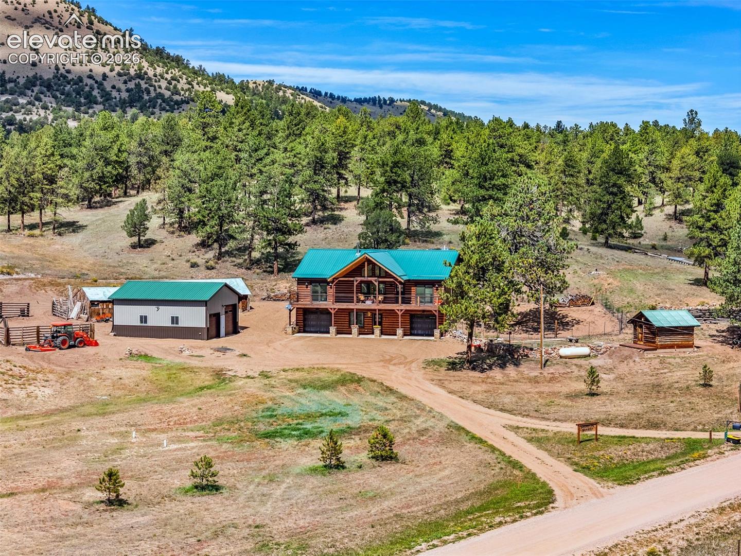 411 Larkspur Lane