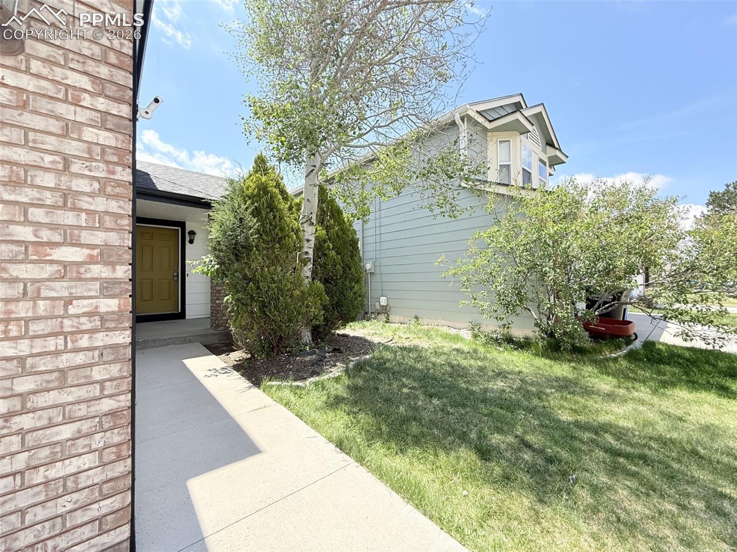 5118 Herndon Circle