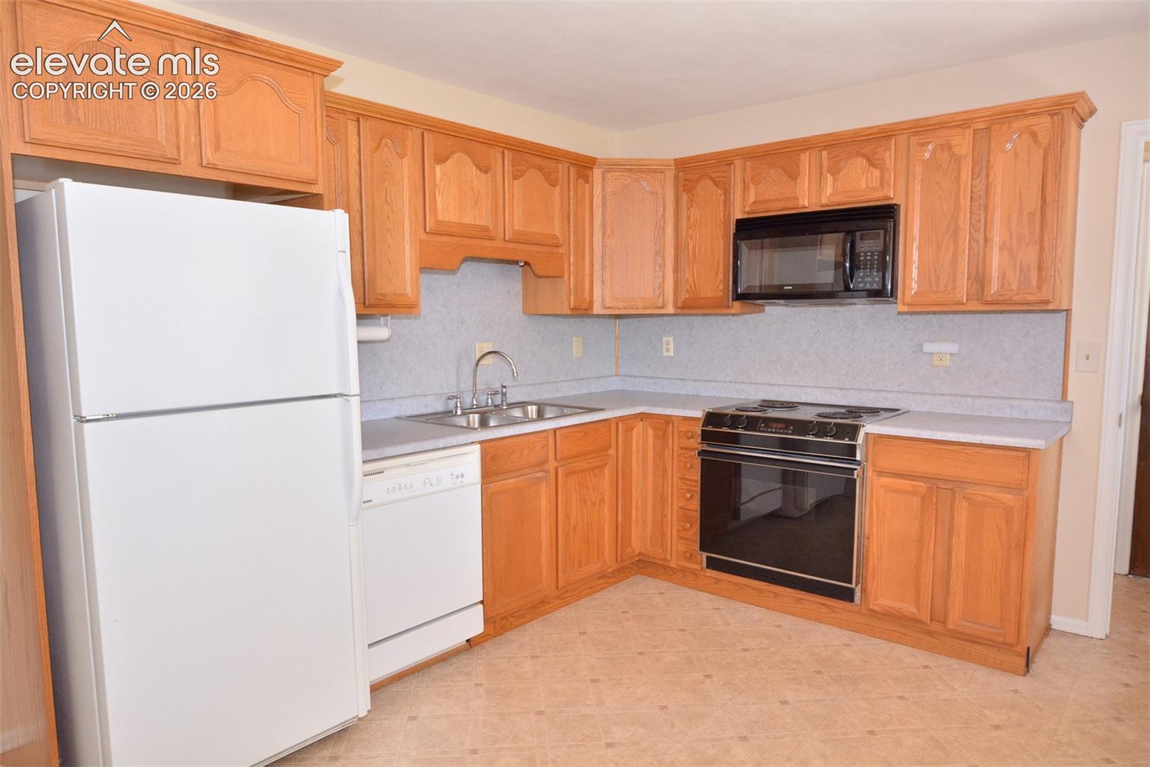 2111 Kodiak Drive