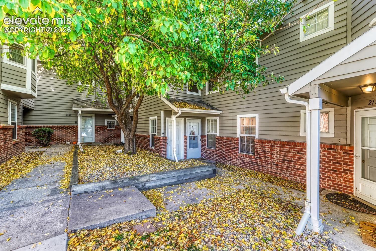 2121 Troy Court