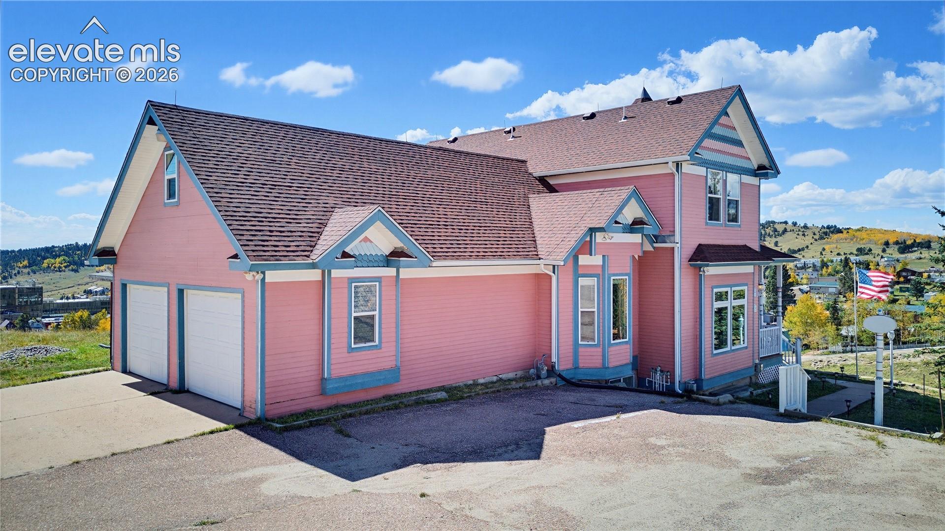 222 E Placer Street