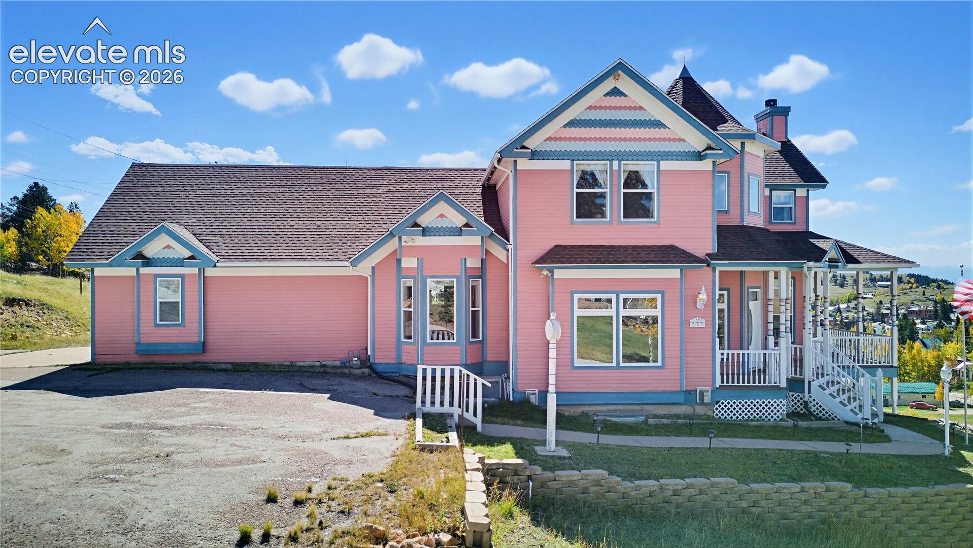 222 E Placer Street