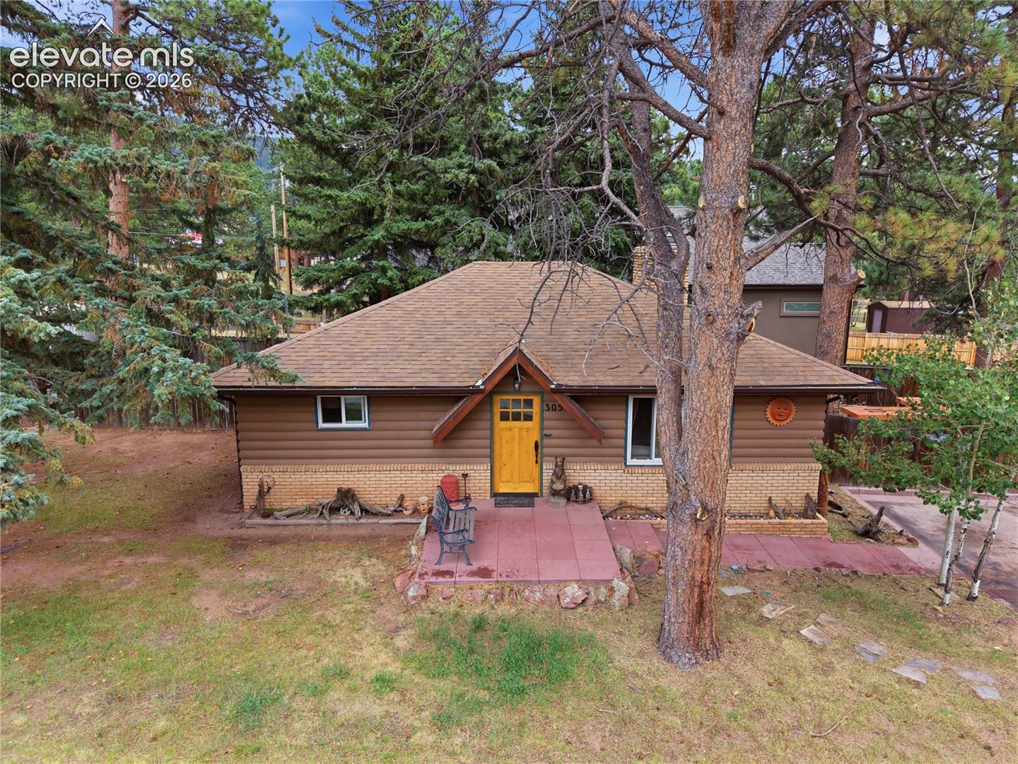 305 S Fairview Street
