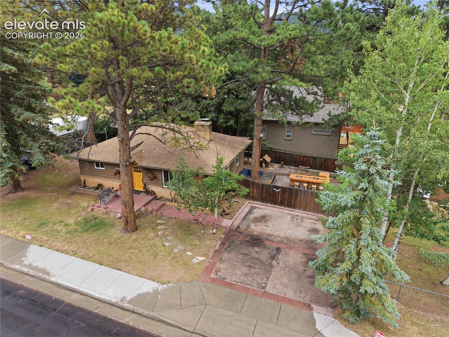 305 S Fairview Street