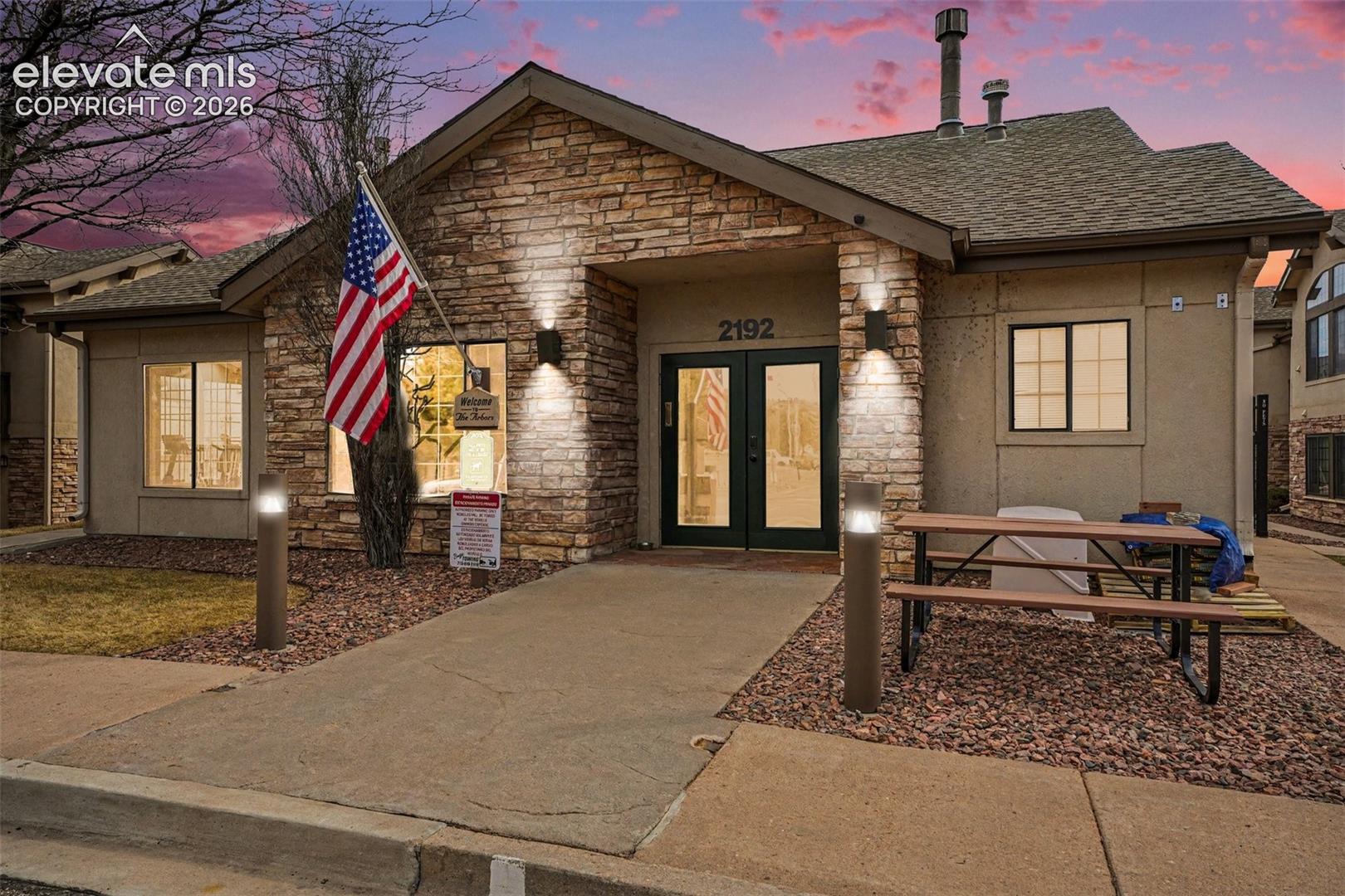 2112 Denton Grove 202