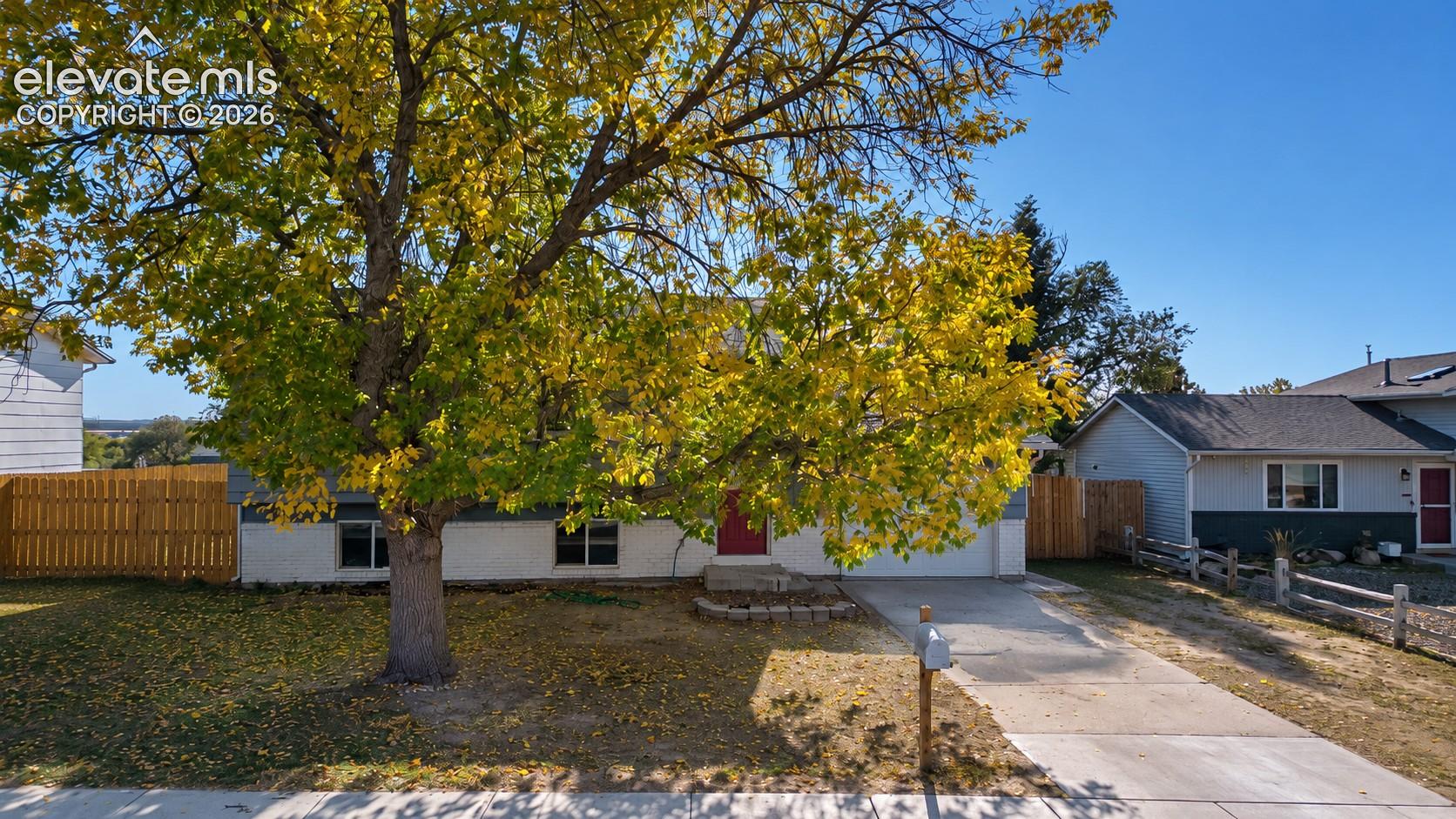 1287 Cree Drive