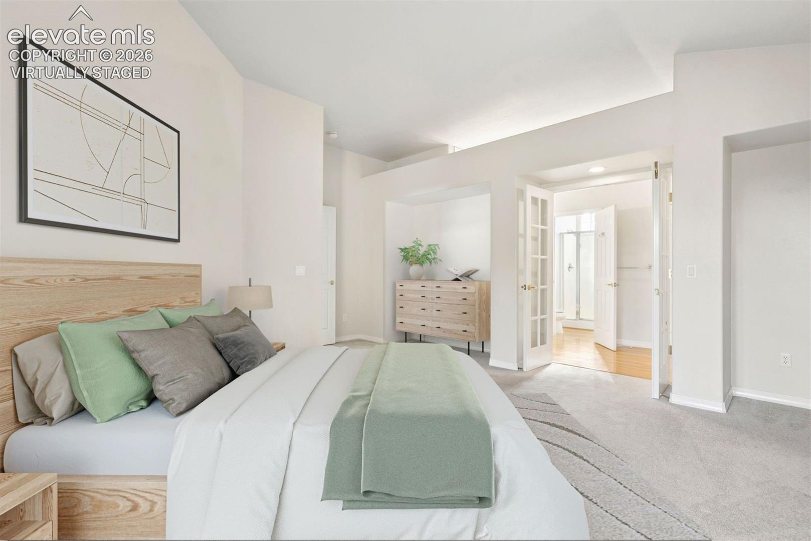643 La Bourgade Point