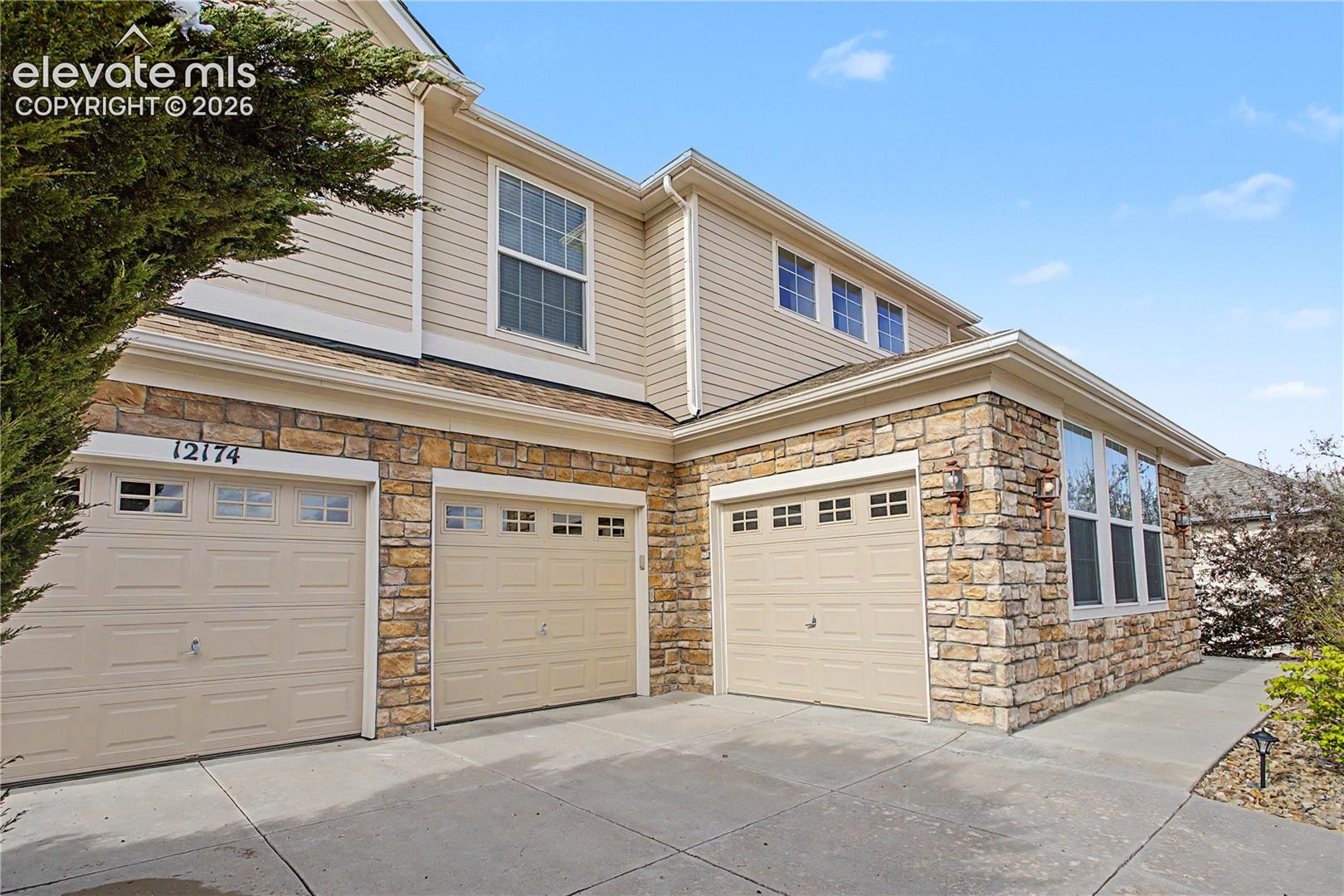 12174 Pine Valley Circle