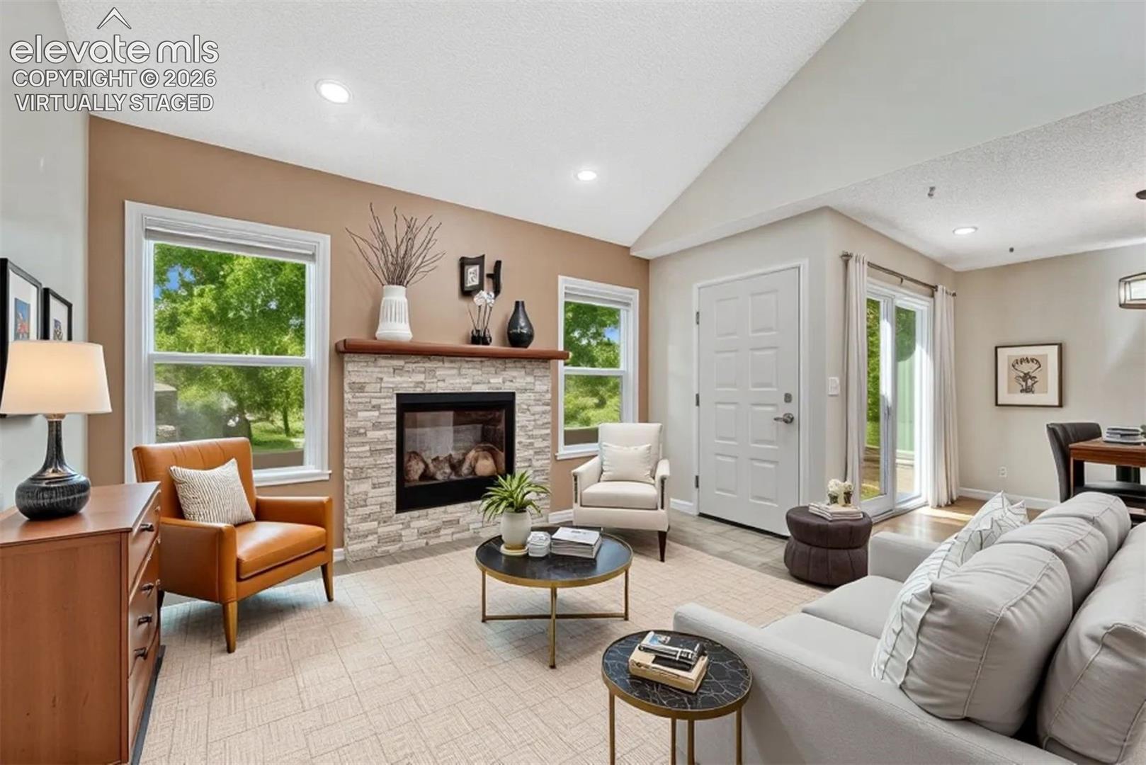 6516 Foxdale Circle