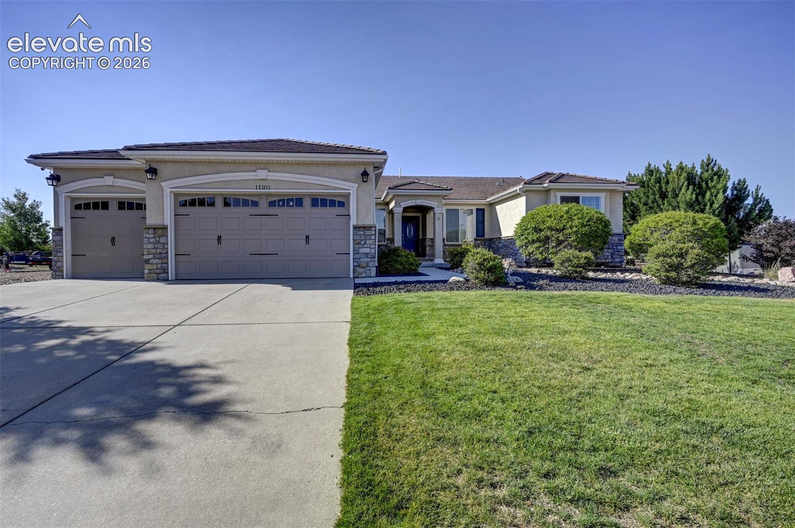 11101 Birch Hollow Way