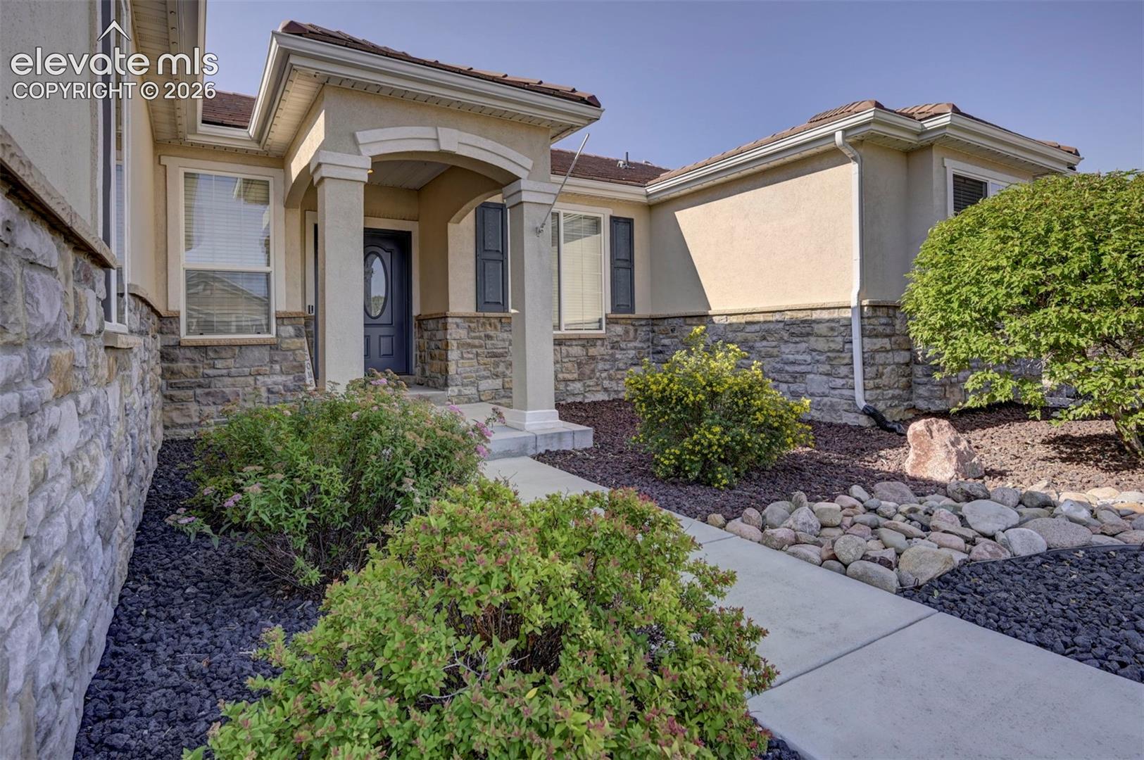 11101 Birch Hollow Way