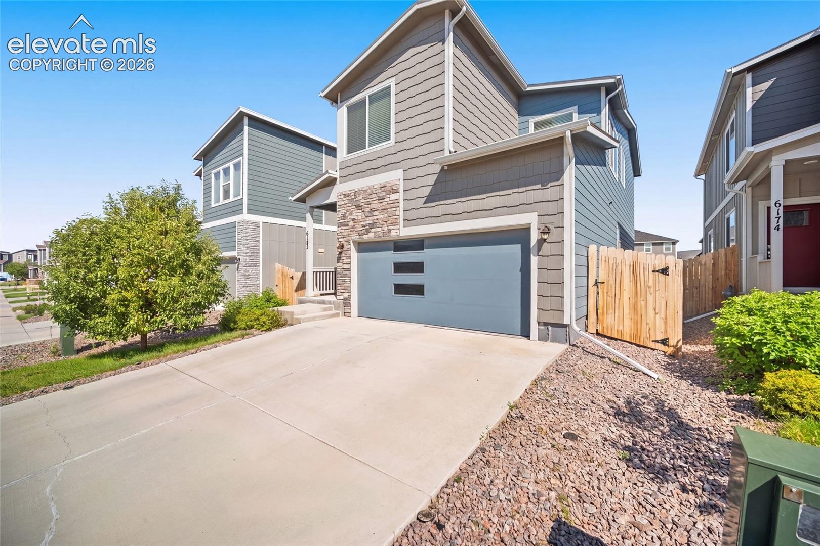 6182 Bobolink Trail