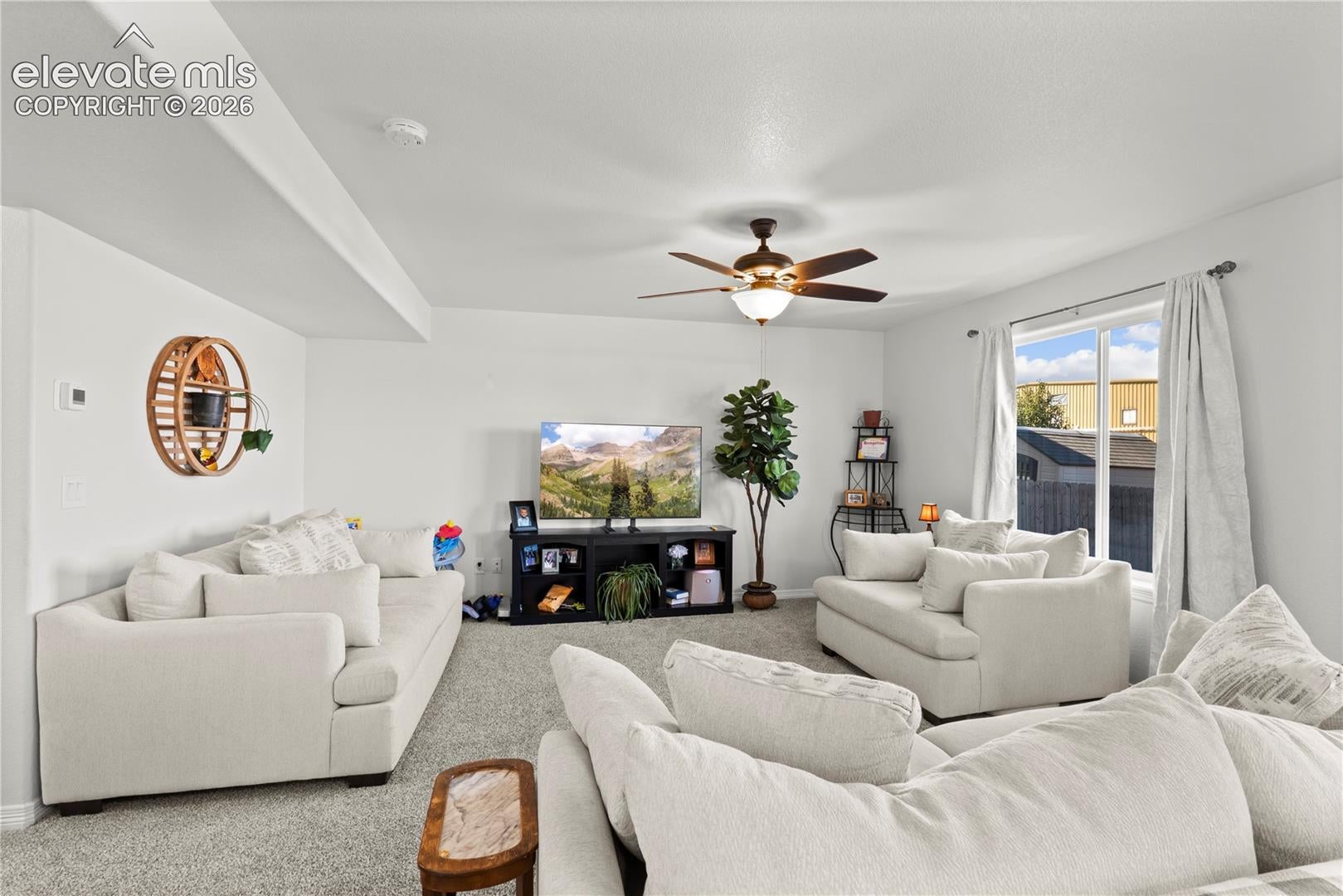 924 Bidwell Drive