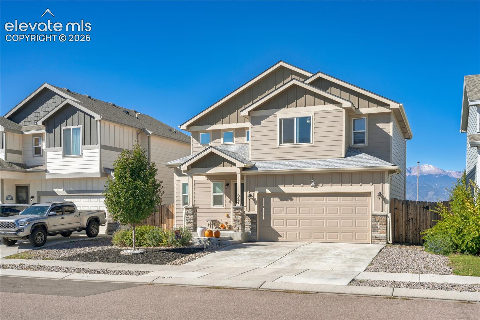 924 Bidwell Drive