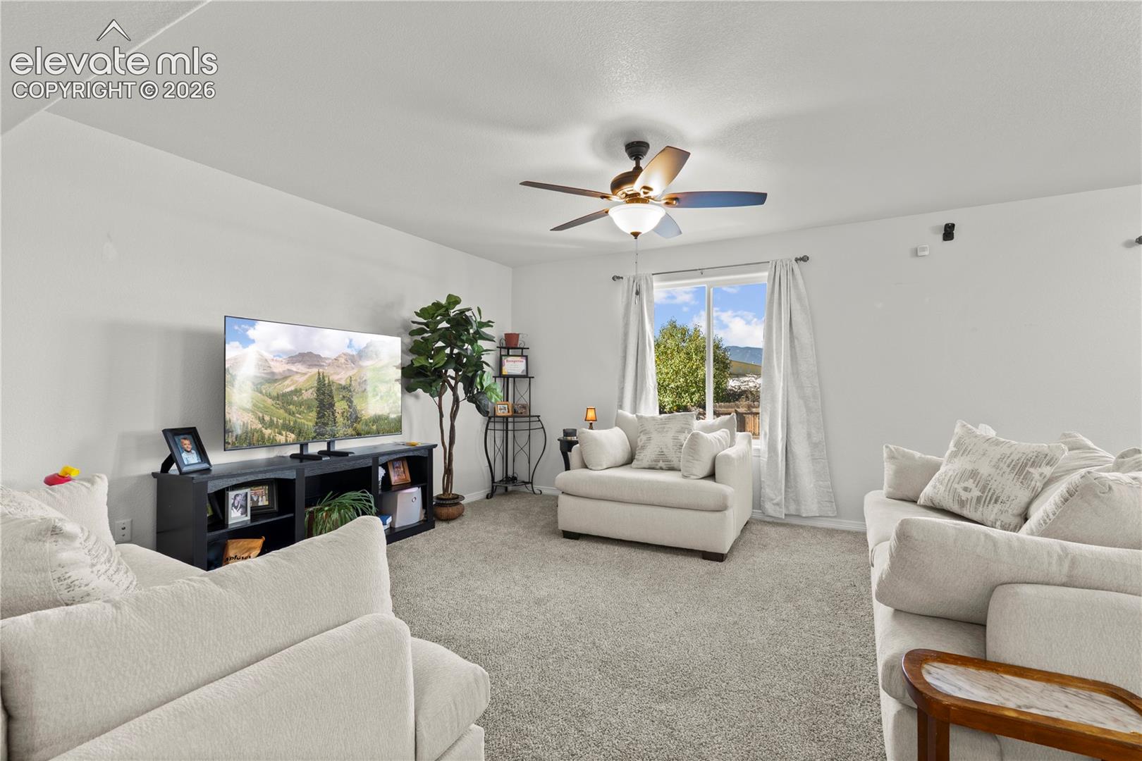 924 Bidwell Drive
