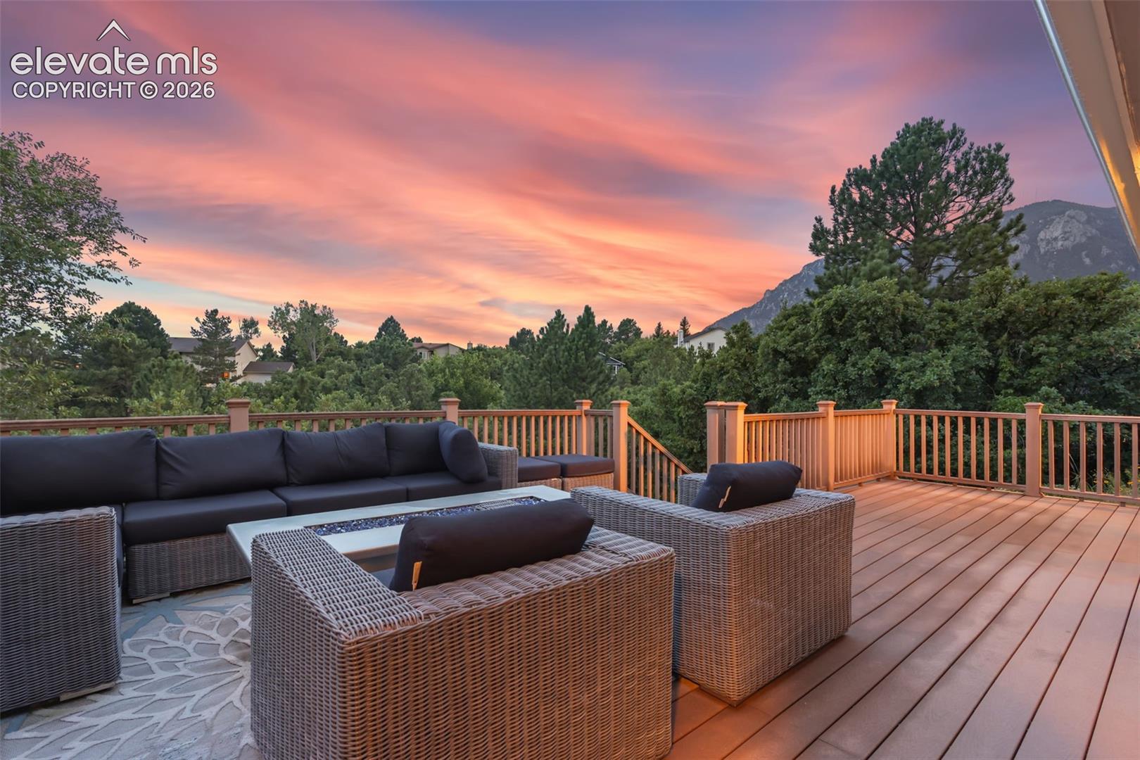 225 Thames Drive