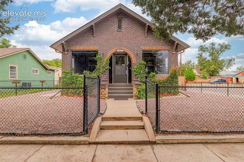 Photo of 1601 Claremont Avenue, Pueblo, CO 81004 (MLS # 5436086)
