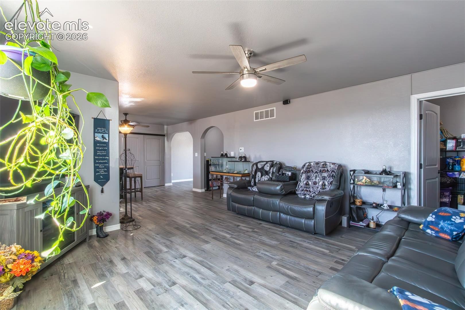 1293 N Sandstone Lane
