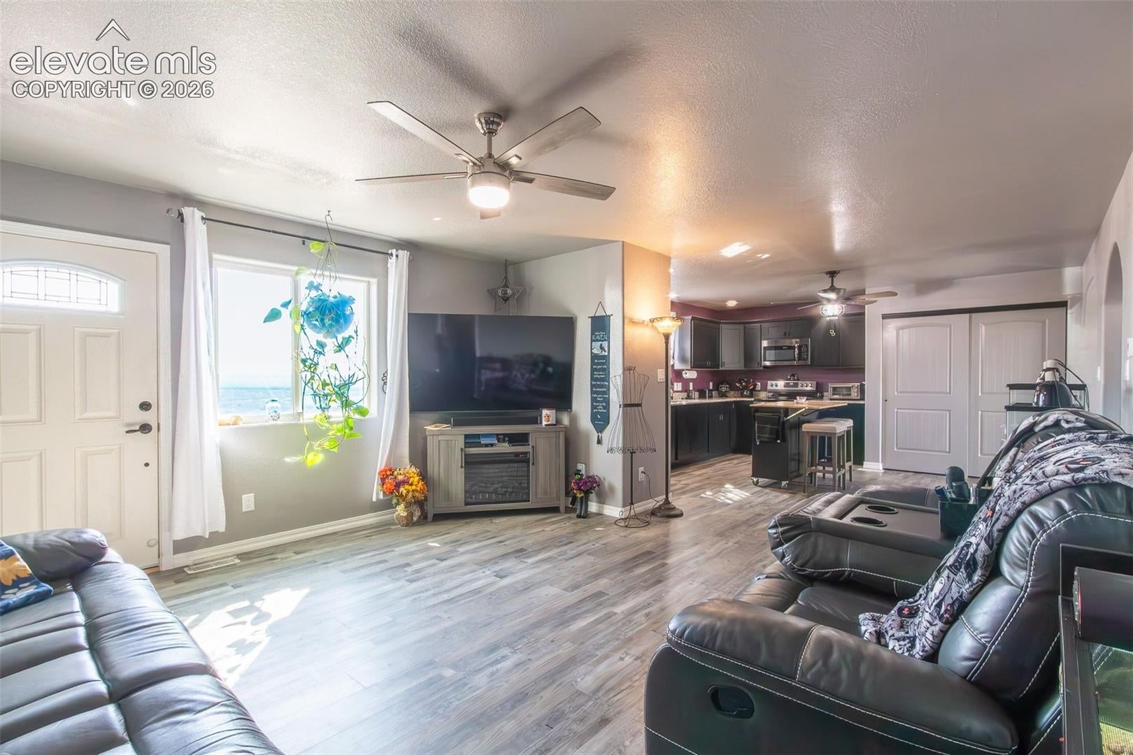1293 N Sandstone Lane