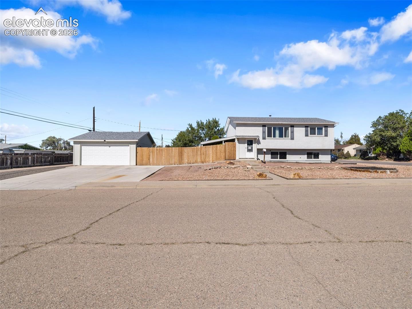 2303 Cheyenne Avenue