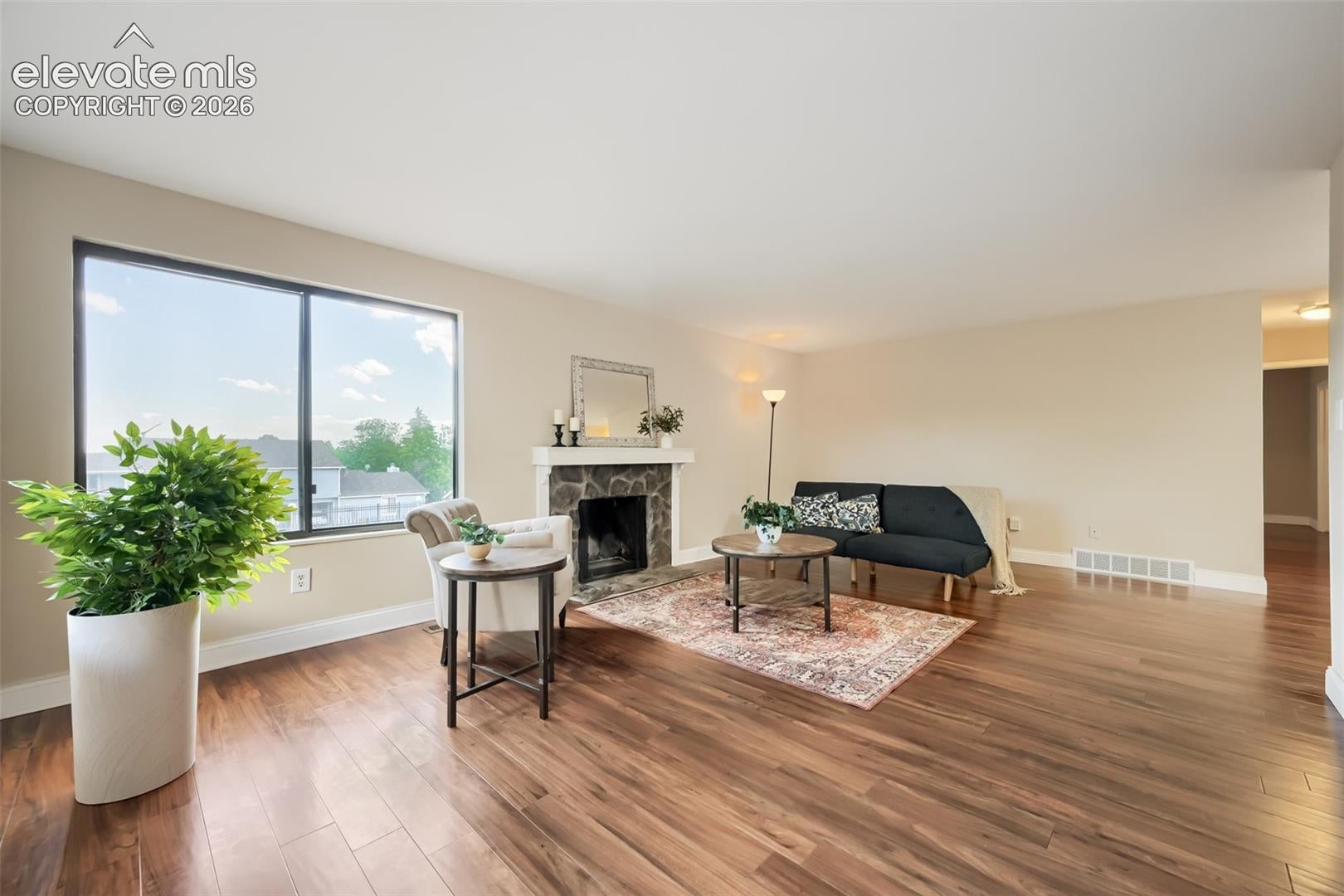 2747 Hearthwood Lane