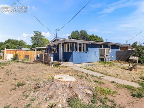 Tiny photo for 1611 Locust Street, Canon City, CO 81212 (MLS # 8013722)