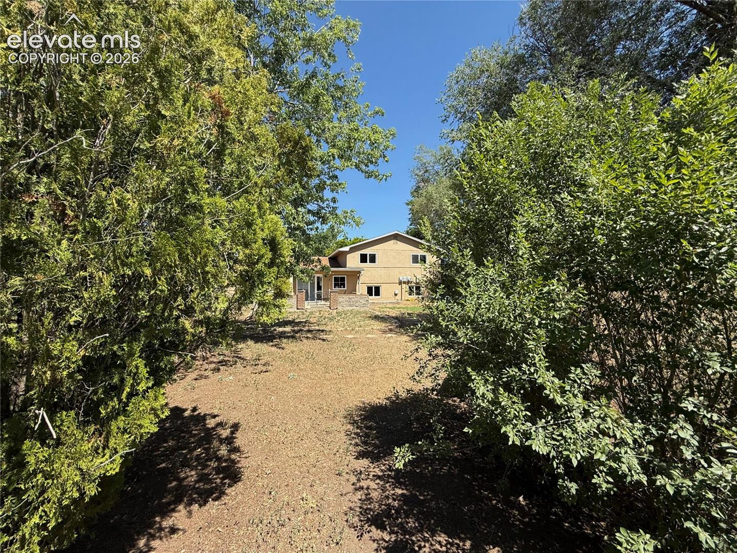 1208 Doyle Place