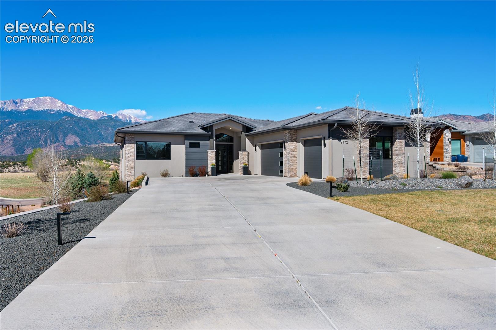 2772 Cathedral Park View
