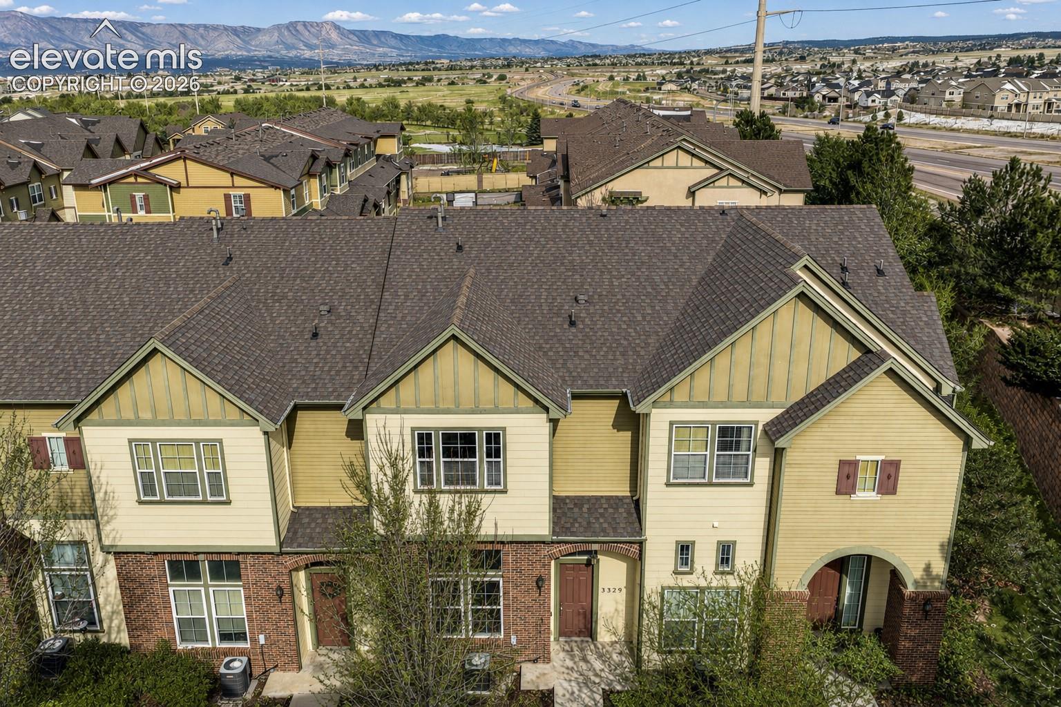 3329 Gladstone Creek Point