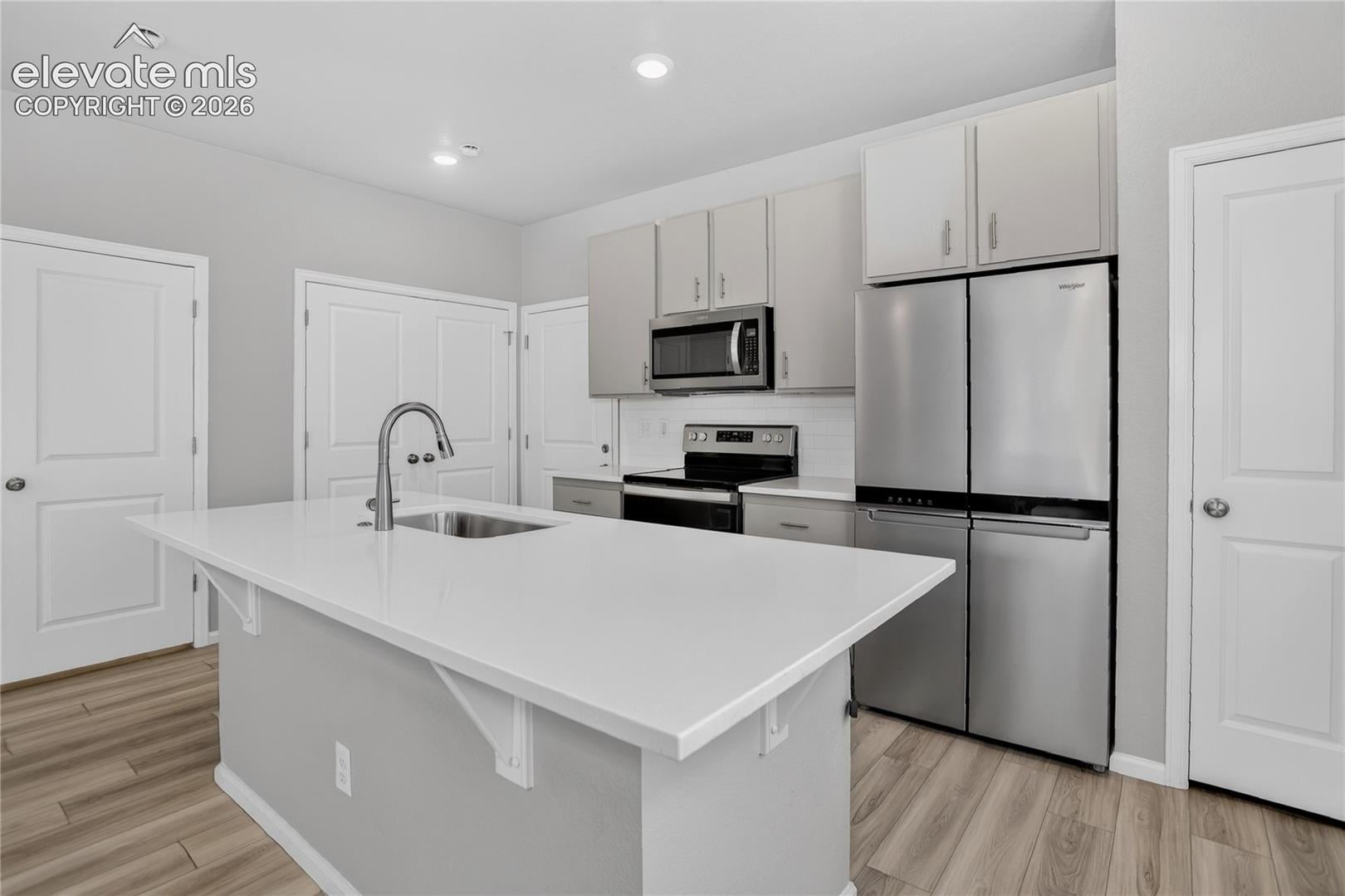 9232 Lytle Grove