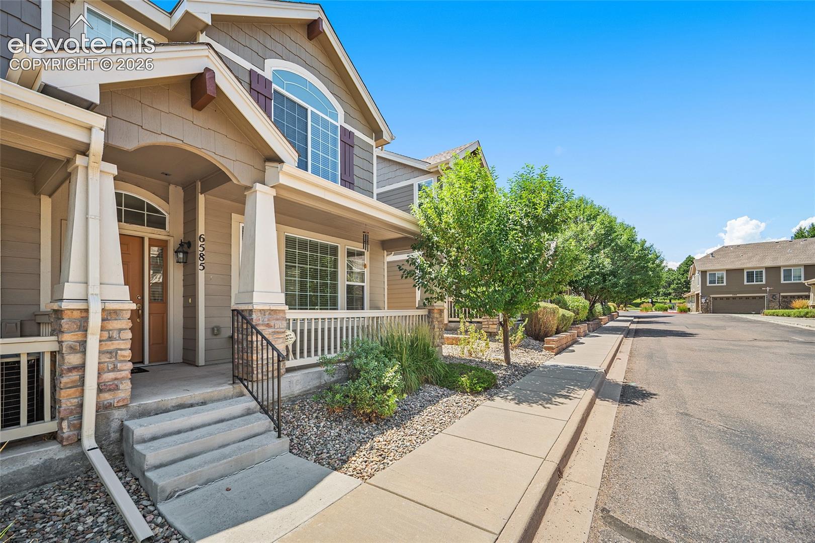 6585 Baytree Grove