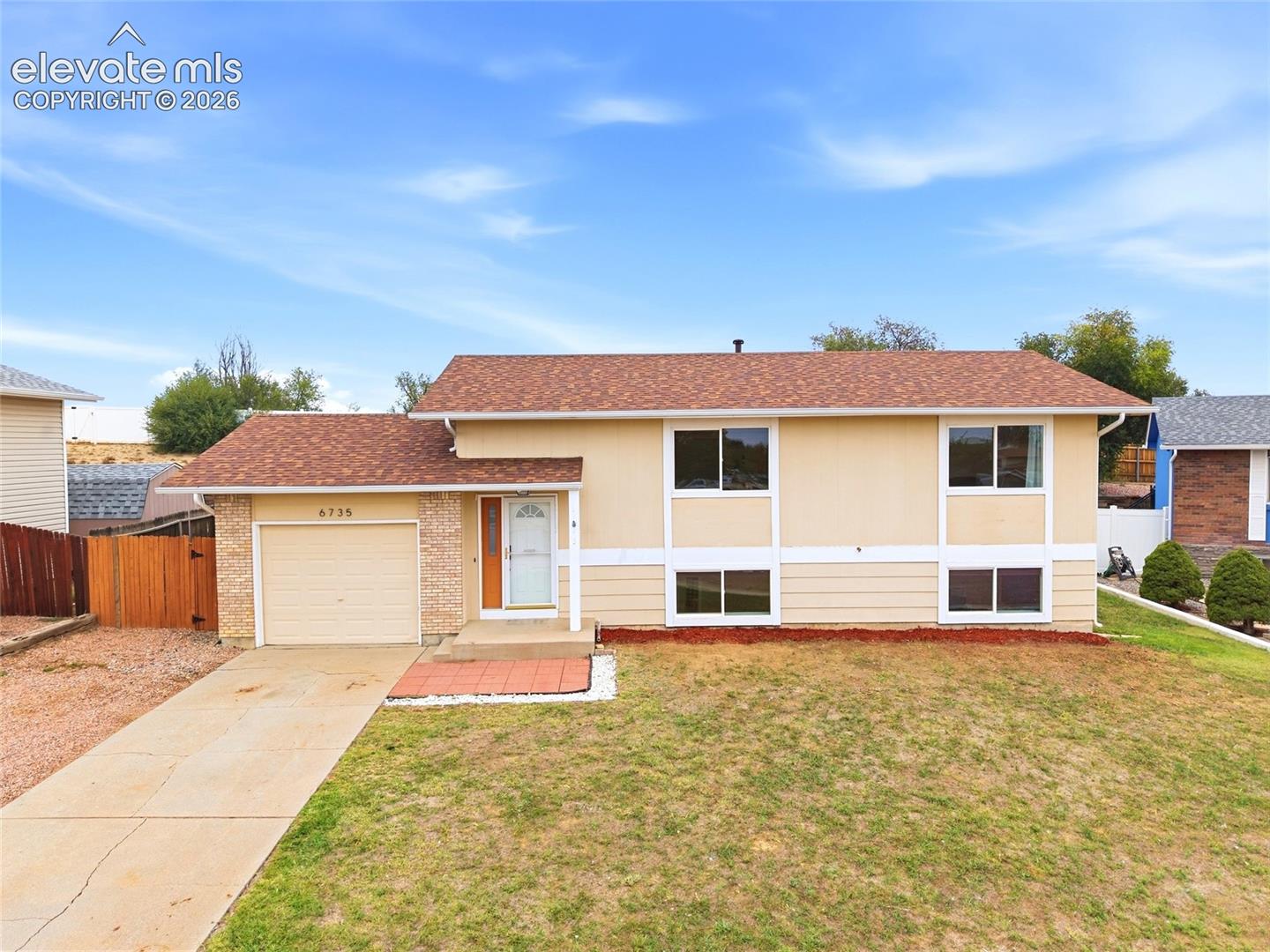 6735 Blue River Way