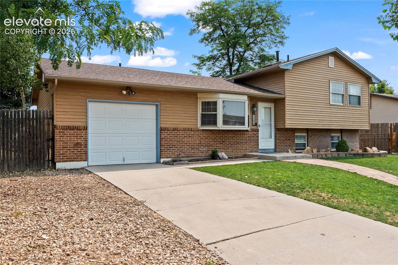 7368 Colonial Drive