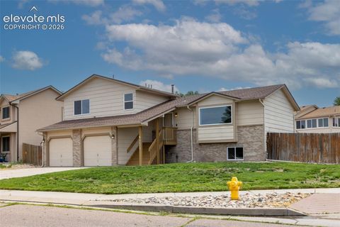 Photo of 1115 Pipestone Court, Colorado Springs, CO 80911 (MLS # 1635122)