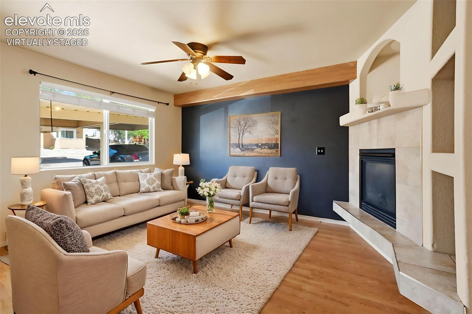 2310 E La Salle Street 106