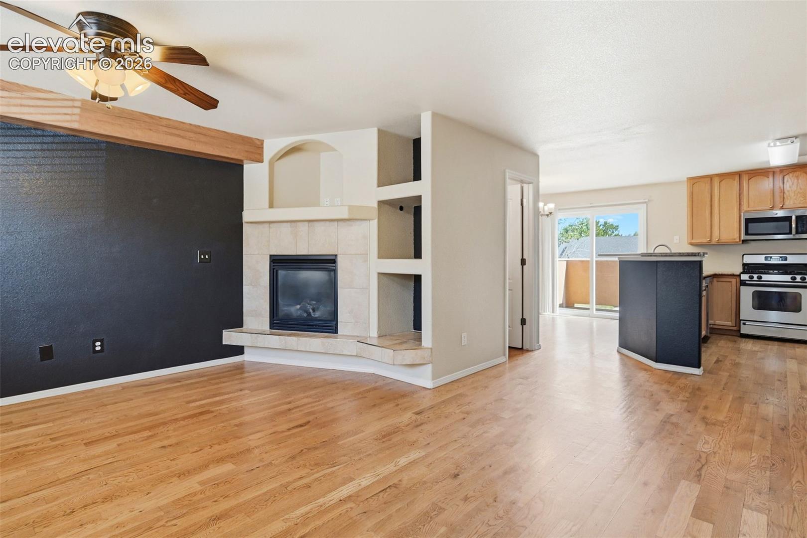 2310 E La Salle Street 106