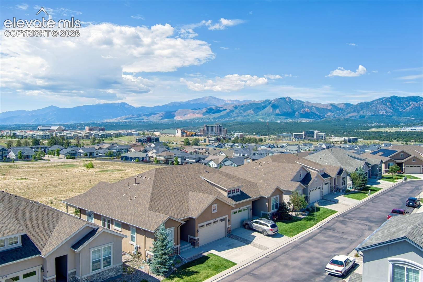 1506 PROMONTORY BLUFF View