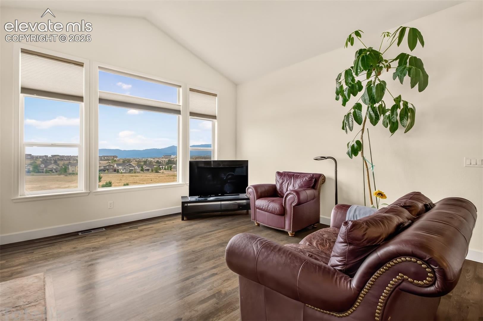 1506 PROMONTORY BLUFF View