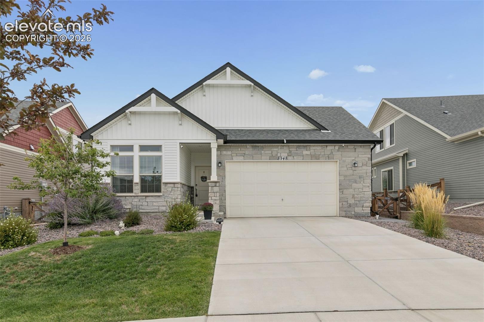 8948 Braemore Heights