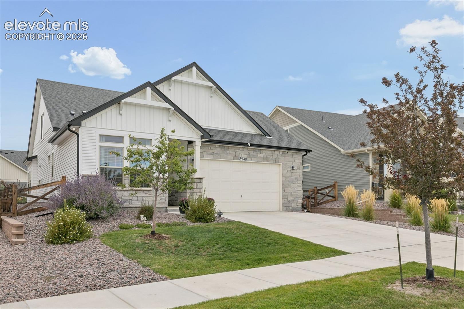 8948 Braemore Heights