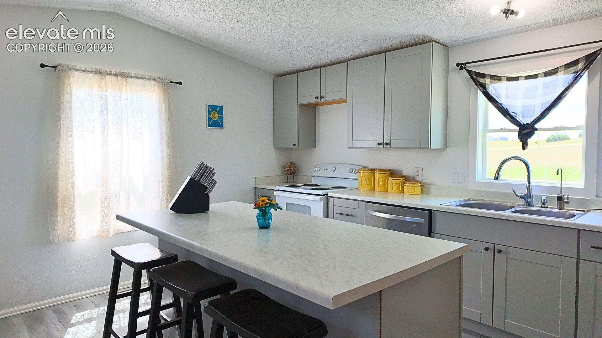 39030 Alta Vista Road