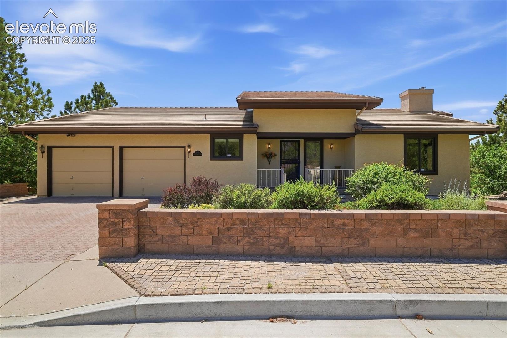 1160 Golden Hills Road
